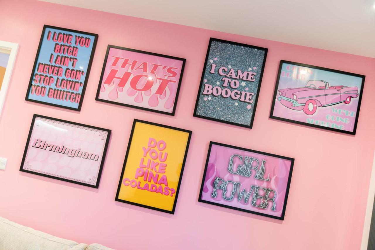 Maevela Apartments ☆ Pink Luxury Apartment With Balcony - Birmingham City Centre - 5 Min Walk From Bullring, Cube, Mailbox, New Street Station - Free Netflix & Wifi 외부 사진