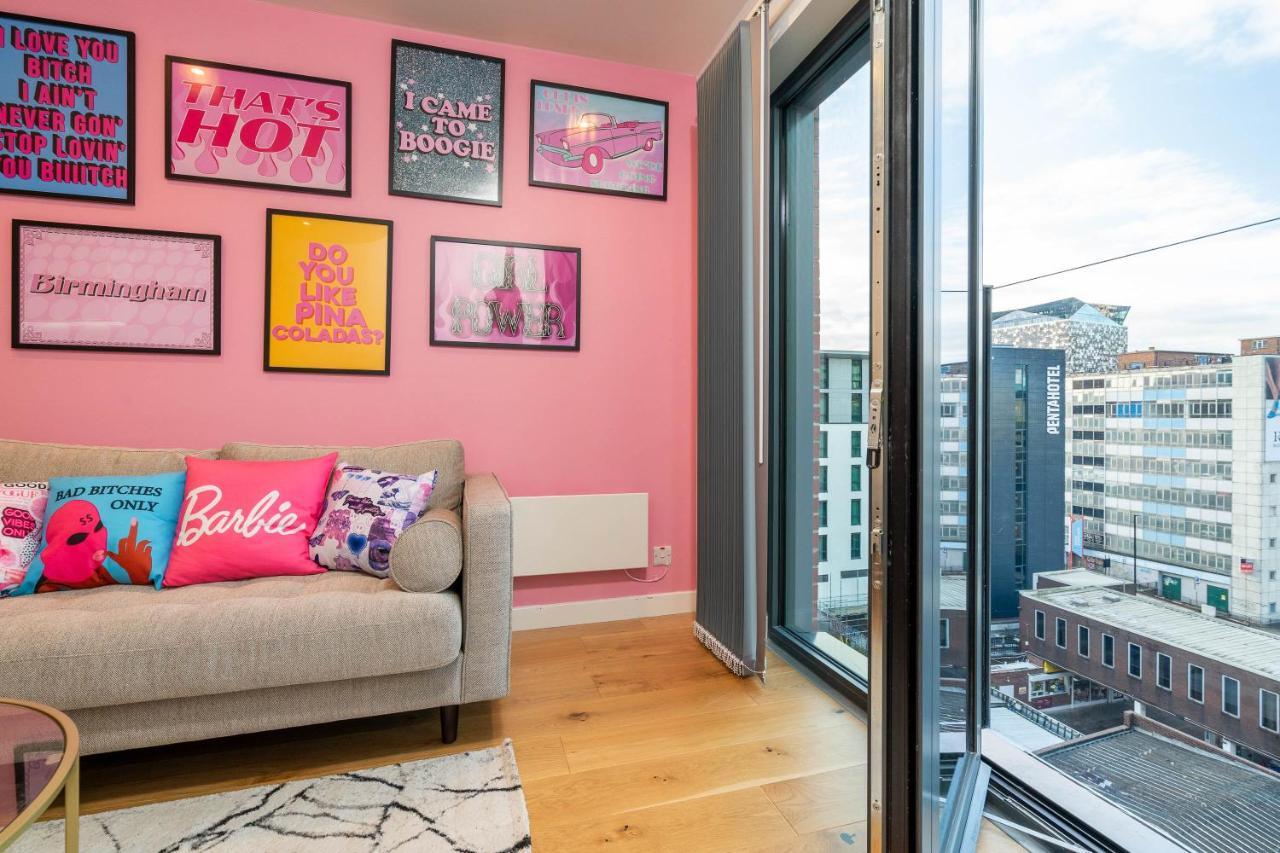 Maevela Apartments ☆ Pink Luxury Apartment With Balcony - Birmingham City Centre - 5 Min Walk From Bullring, Cube, Mailbox, New Street Station - Free Netflix & Wifi 외부 사진